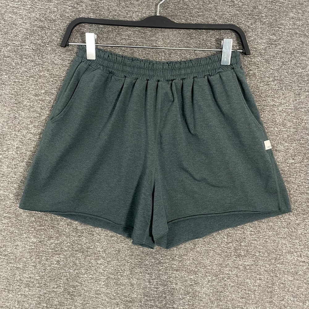 Vuori Boyfriend Shorts Womens Small Green Drawstring Pockets Athletic VW3007